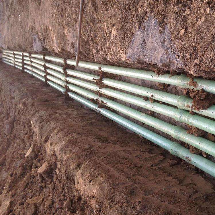 玻璃鋼電纜管施工現場圖